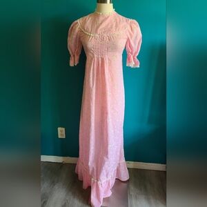 size medium / womens vintage dress, vintage 1960s maxi dress, daisy, gingham,